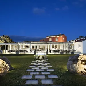 Hotel Li Neuli Country Club